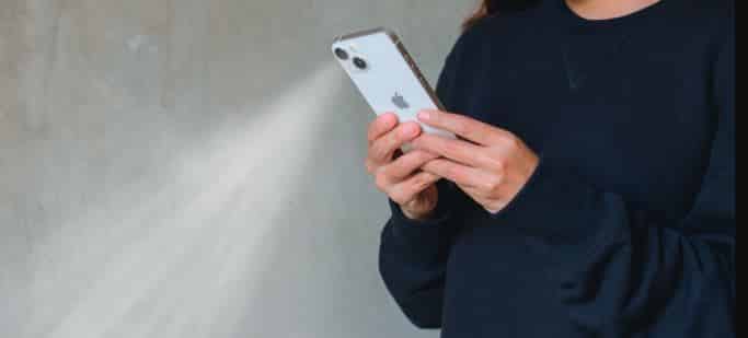 Как исправить проблемы с автоматическим включением фонарика iPhone