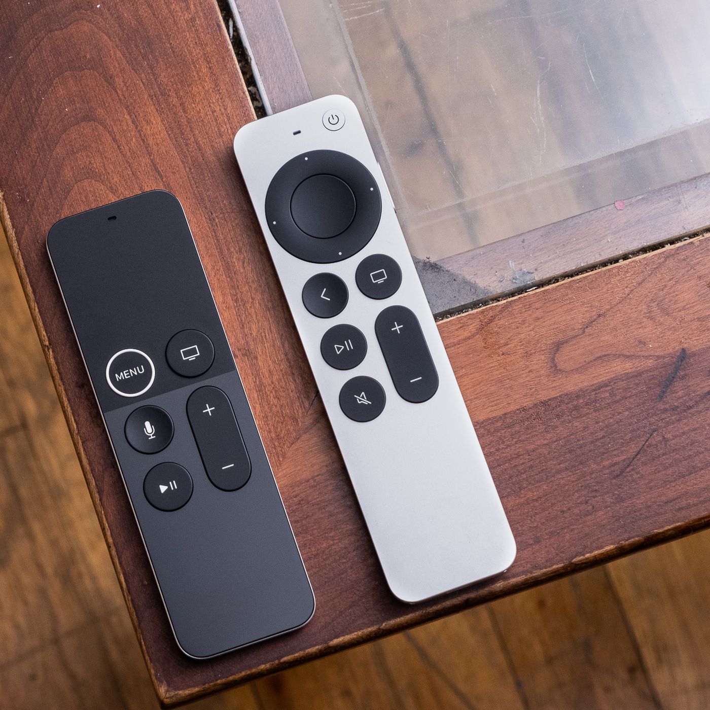 Пульт apple tv. Пульт эпл ТВ. Пульт Apple TV 3 поколения. Siri Remote 2 к tv3. Apple TV Siri Remote.