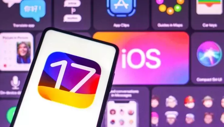 Как провести пальцем по экрану, чтобы ответить в iMessage в iOS 17 на iPhone?